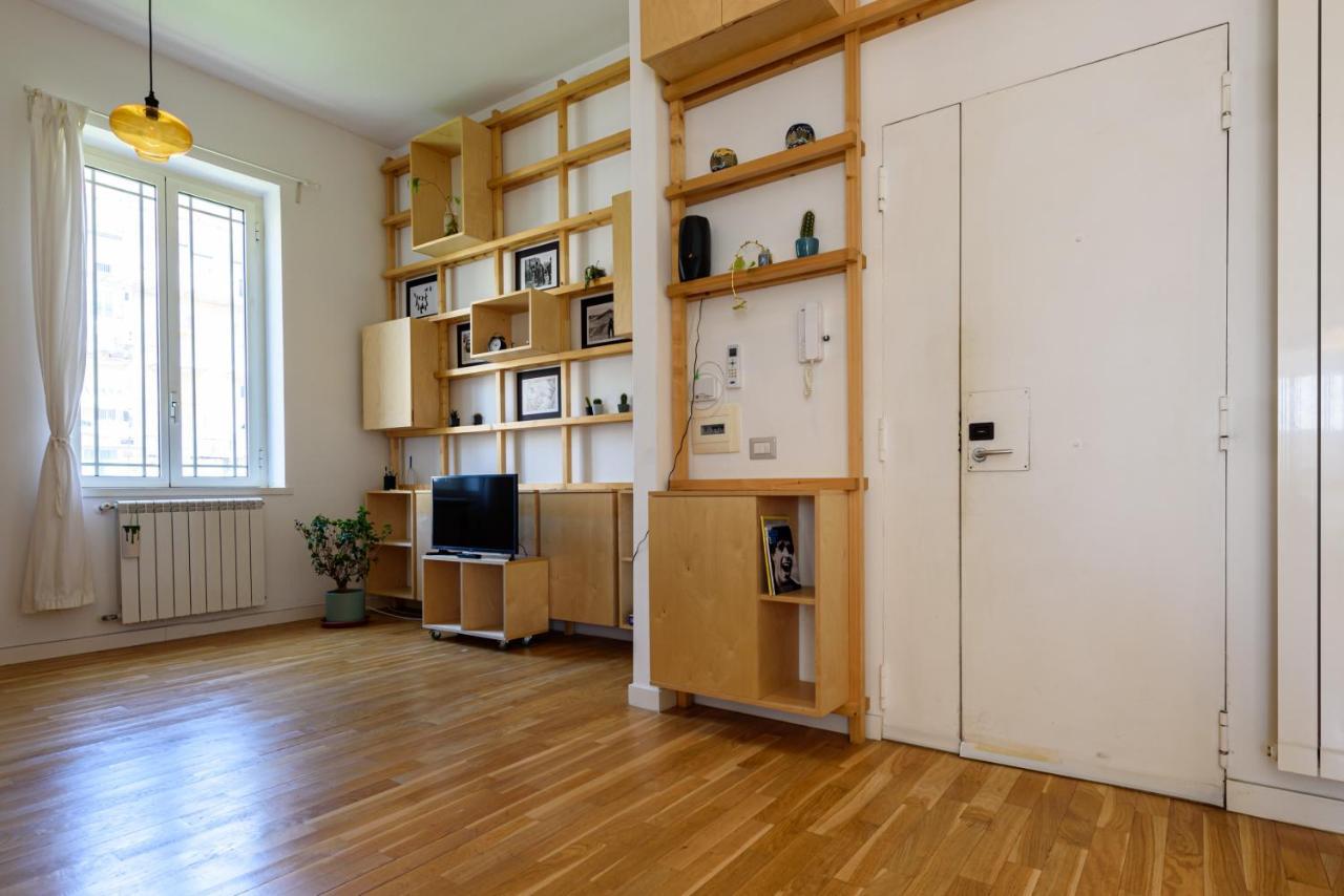 Casa Rega Apartment เนเปิลส์ ภายนอก รูปภาพ