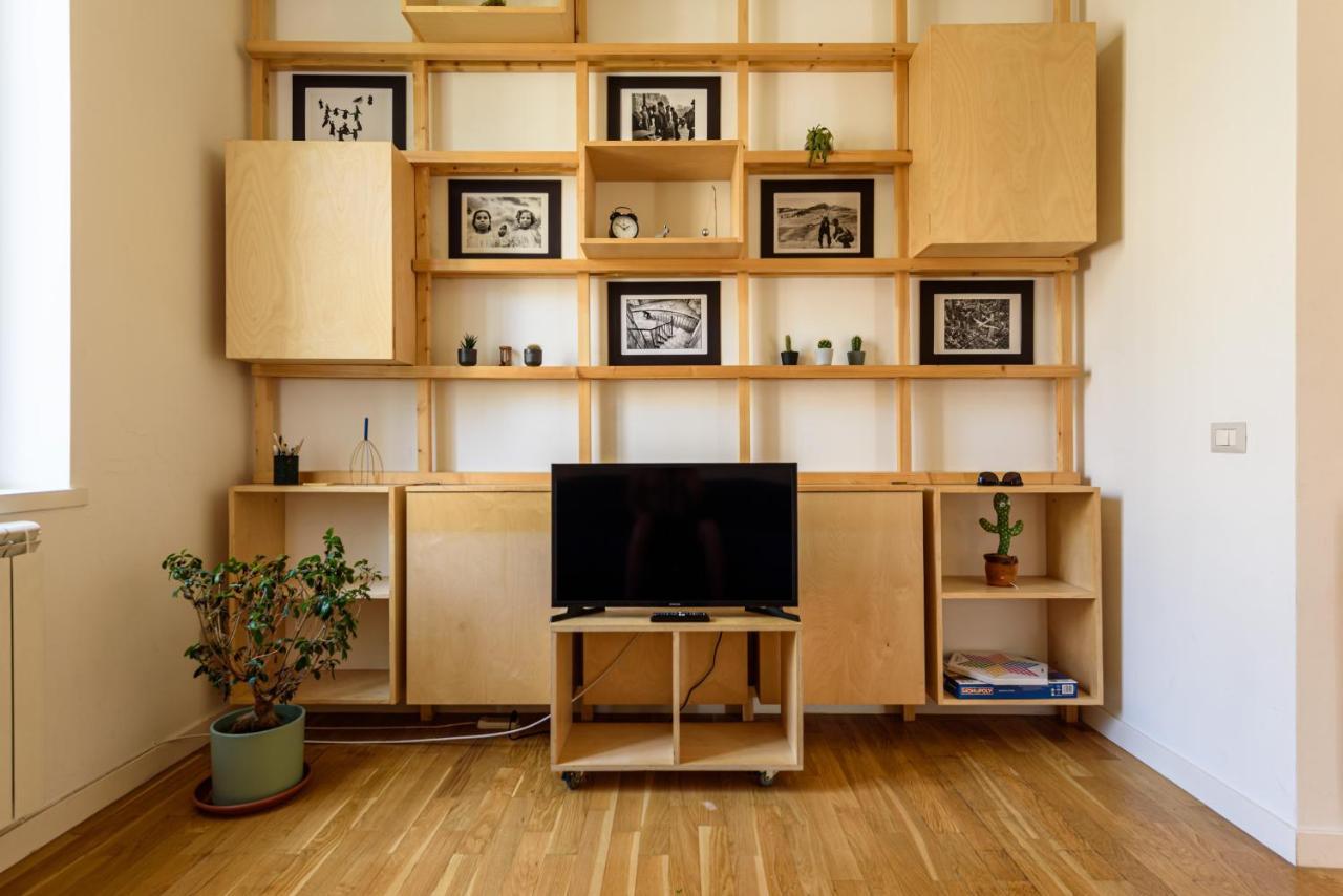 Casa Rega Apartment เนเปิลส์ ภายนอก รูปภาพ