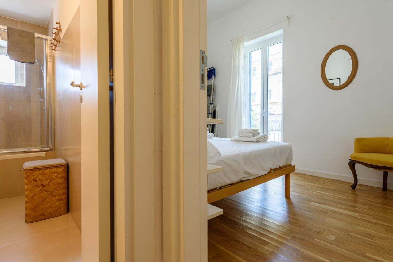 Casa Rega Apartment เนเปิลส์ ภายนอก รูปภาพ