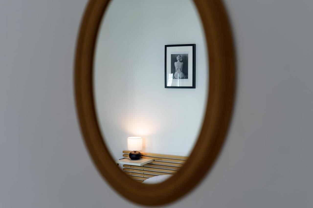 Casa Rega Apartment เนเปิลส์ ภายนอก รูปภาพ