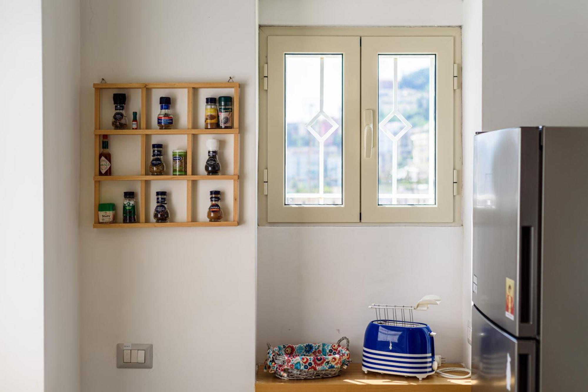 Casa Rega Apartment เนเปิลส์ ภายนอก รูปภาพ